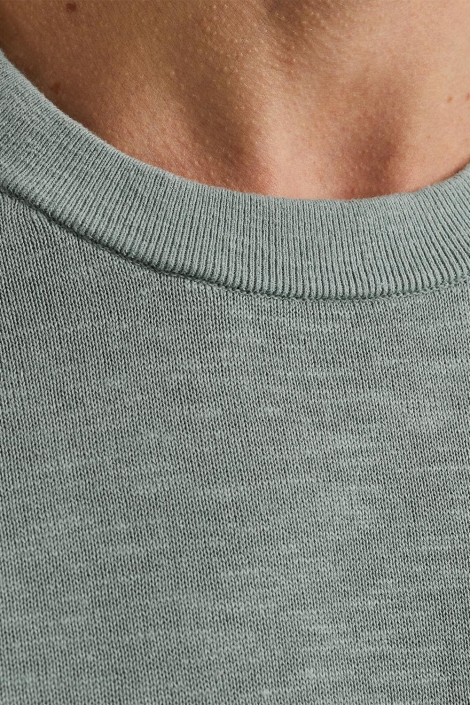 Cast Iron crewneck cotton blend slub